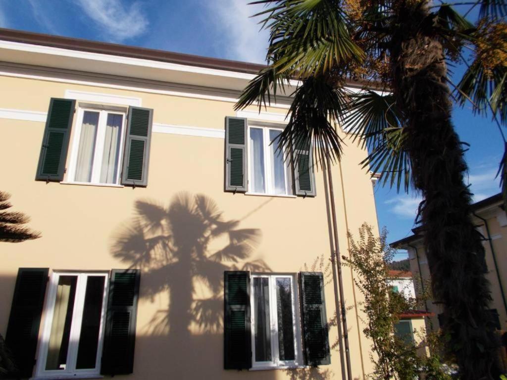 B&B Rossana Carrara Bagian luar foto